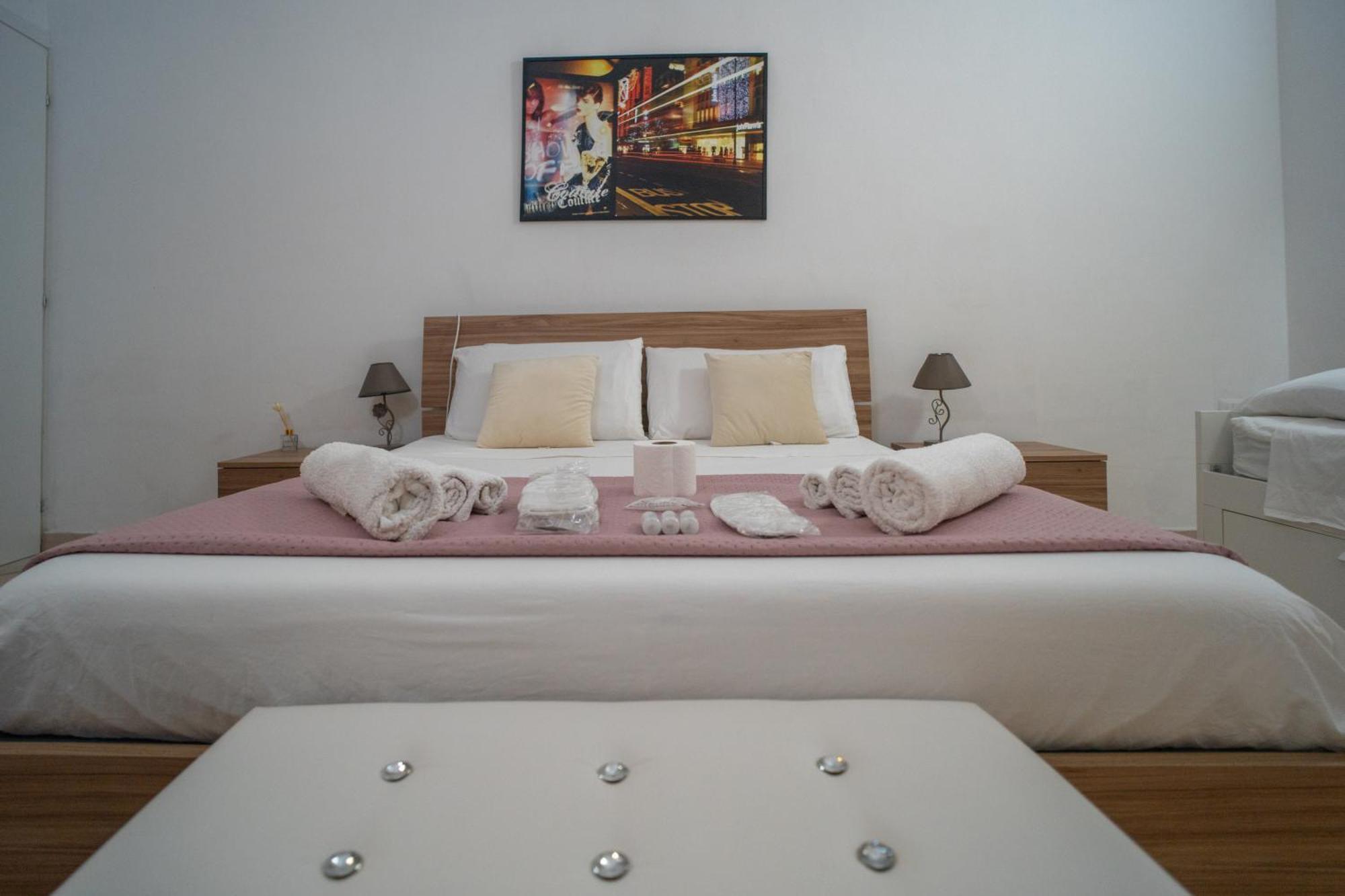 Whitehouse Bed & Breakfast Лече Екстериор снимка